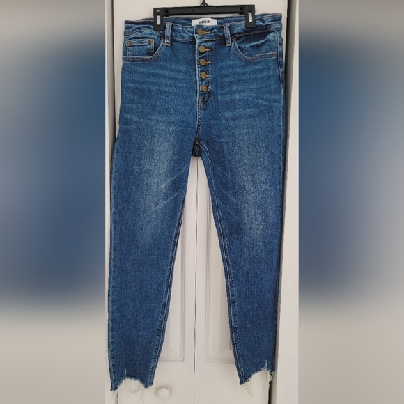Mica Brand High Rise Blue Jeans with Classic Denim Features - Picture 1 of 7